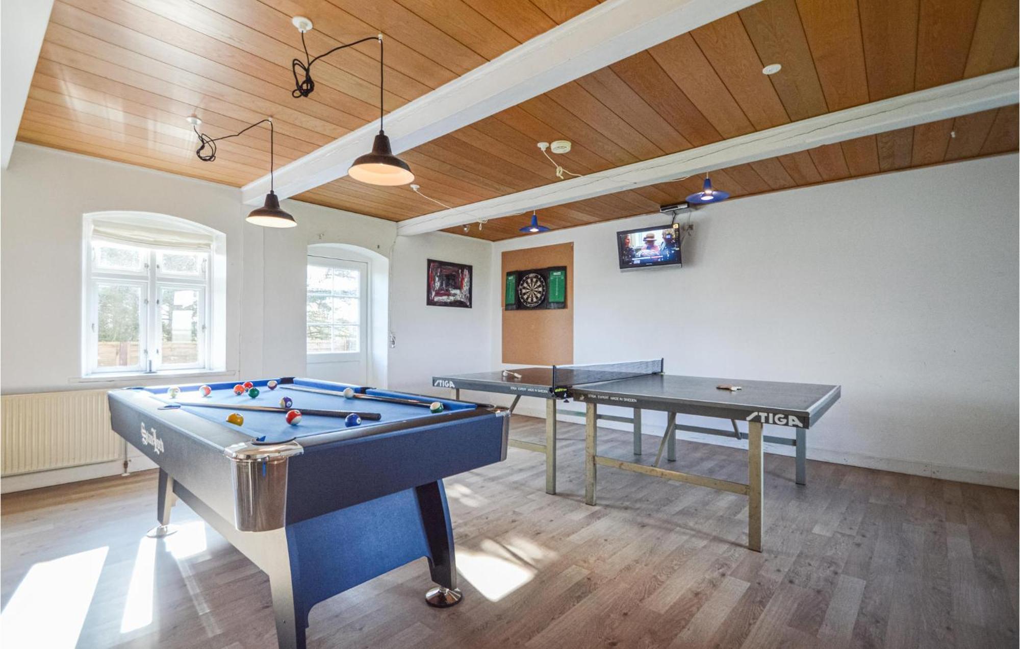 Awesome Home In Bredebro With Kitchen Ballum Eksteriør bilde